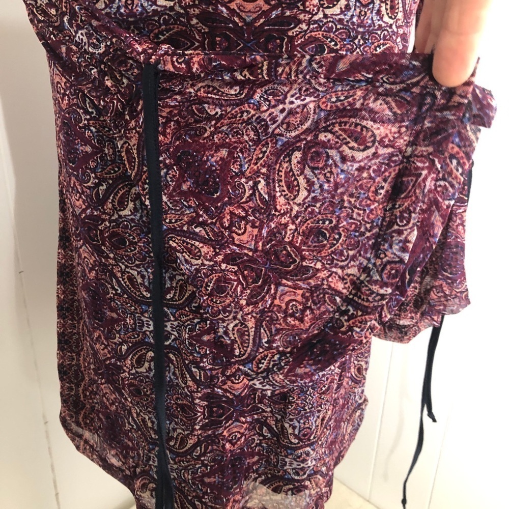 Womens long sleeve top, long body. Cleo. Size med. - Picture 5 of 8